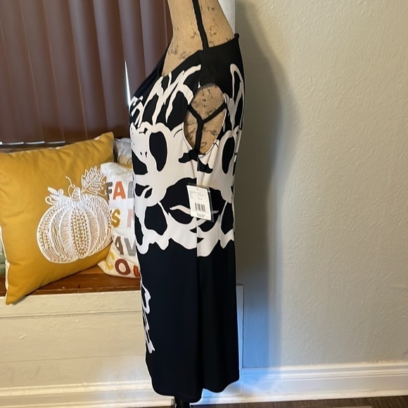 London Style black and white floral dress - NWT. - Picture 4 of 9